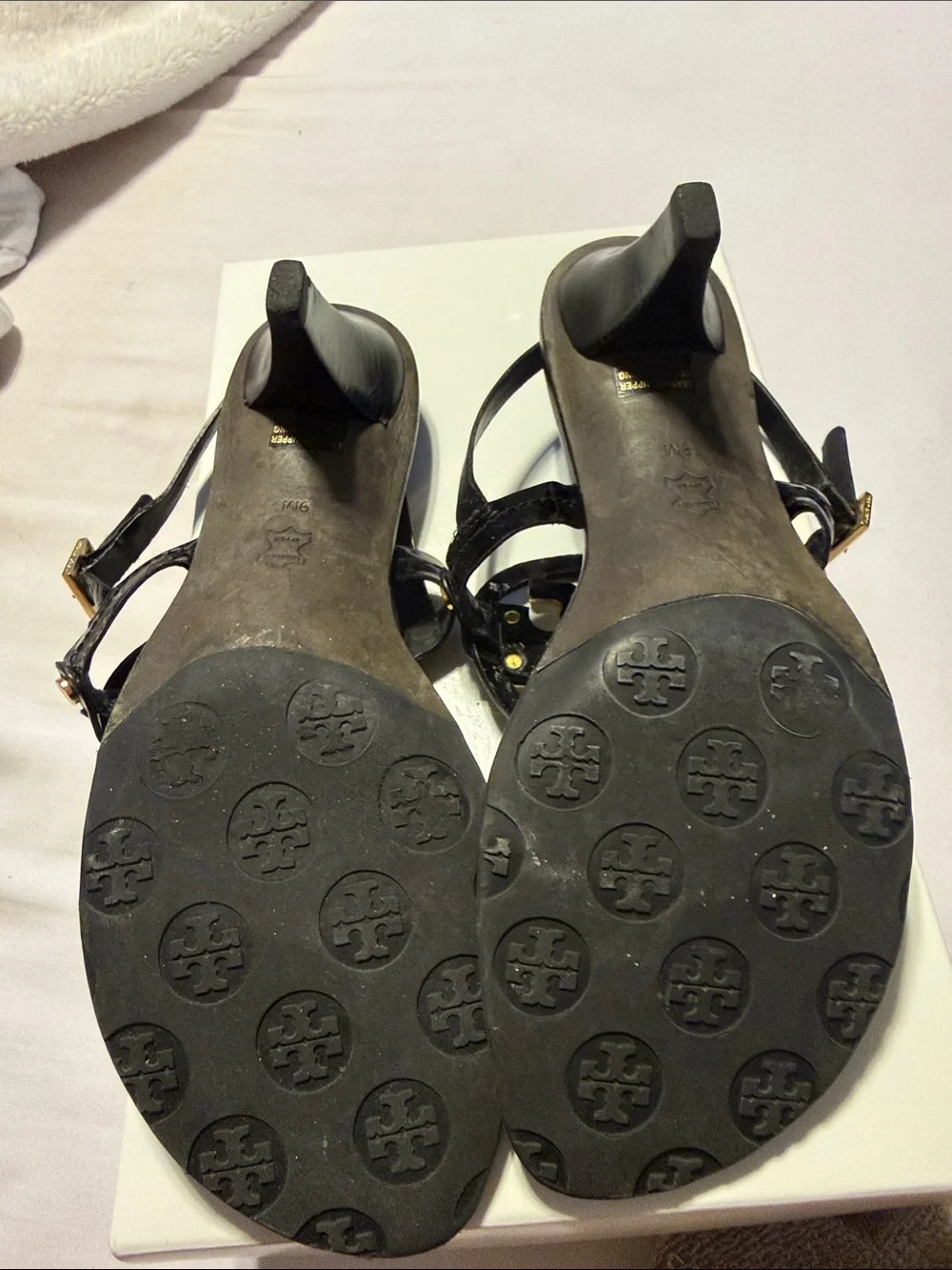 Tory Burch classic tory